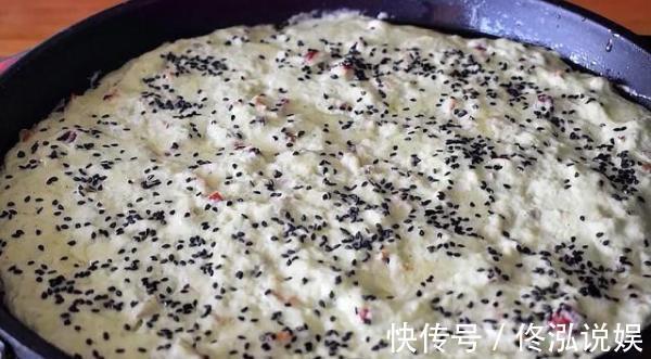 黄瓜鸡蛋饼|黄瓜最近火了,打入2个鸡蛋,不炒不凉拌,比吃肉还过瘾
