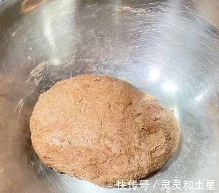 蓝莓黑巧欧包！