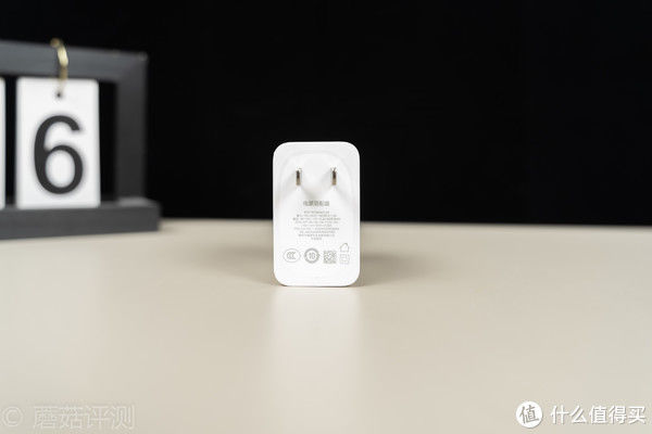 手机|真机实测！一加8T银时真·指纹收集器的终结者！