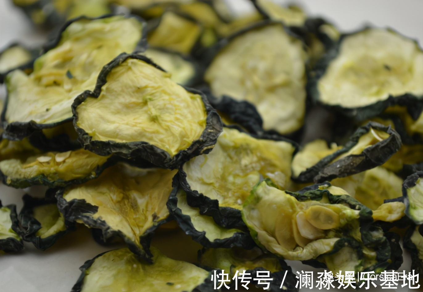 4种不怕过期的蔬菜,夏天便宜多买,能吃到过年,炖炒都香