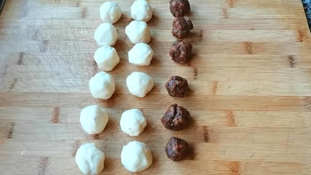 山药球|秋季养生要趁早,健脾养胃的枣泥山药糕,香甜软糯,老少都爱吃