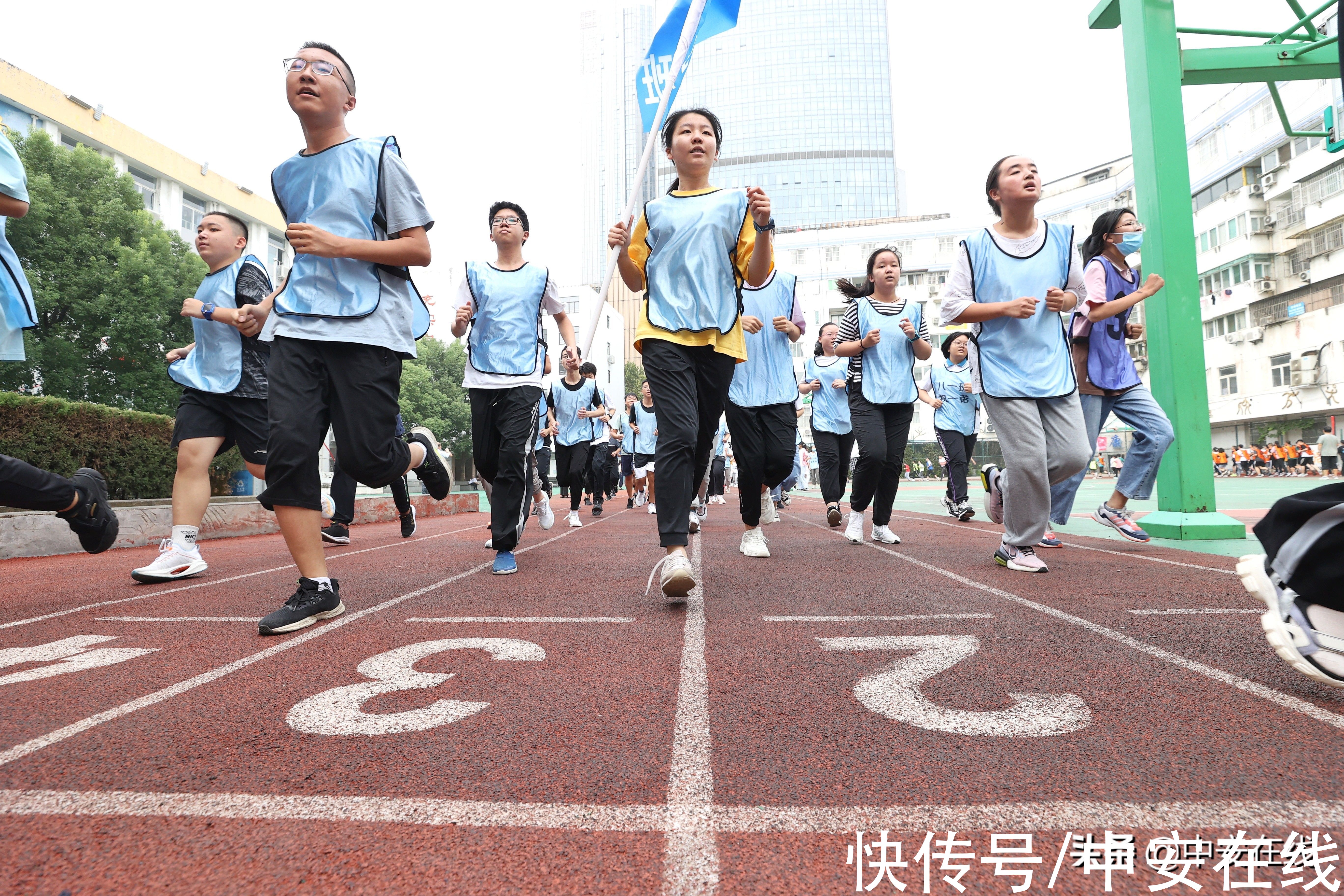 举措|开学首日 多项举措助力合肥四十二中安全防疫、落实“双减”