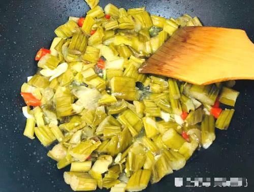 它是“天然護眼菜”，視力清晰了，清腸又瘦身，體重嗖嗖減下來