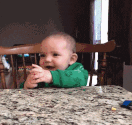 |搞笑gif:阿姨,你啥时候变得身轻如燕了,平时不是这样的啊