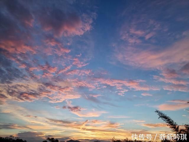 宇宙和粒子一般大先别嗤之以鼻，看到最后相信能启示你新认知