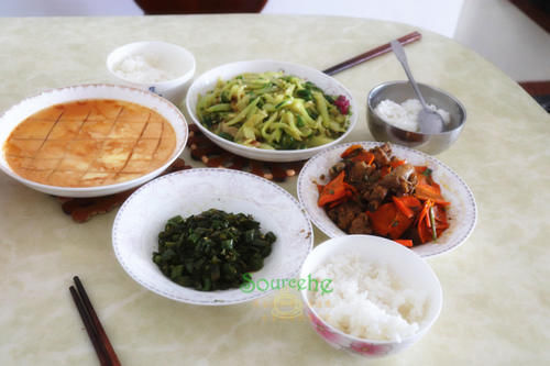 儿子放暑假了，晚餐三道家常菜，婆婆太抠门了，明天接走孙子