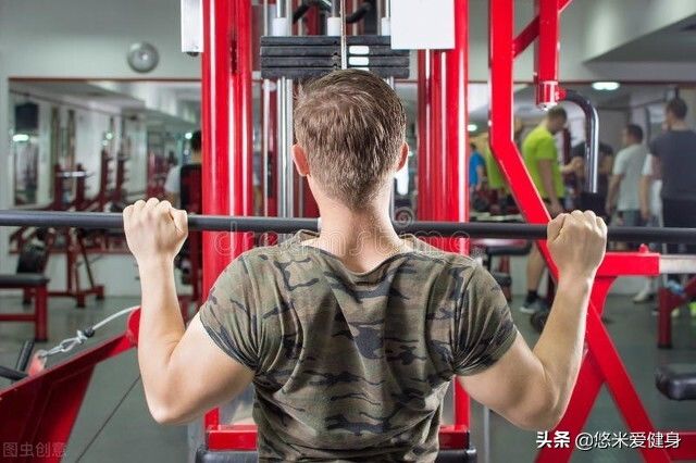 器械|新人在健身房,通过3个步骤增强体能和力量,不用请教练就能练好