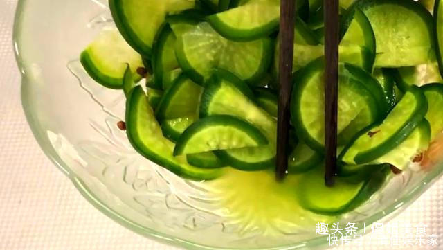 每年年夜饭总少不了此菜,颜值高味道好,客人都夸好吃,比吃肉香