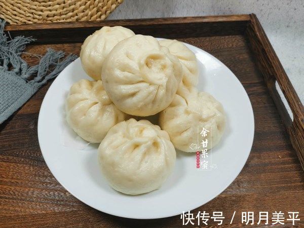 包子|萝卜包子在家做，皮薄馅大不塌皮，鲜美不腻人，学会了不用买