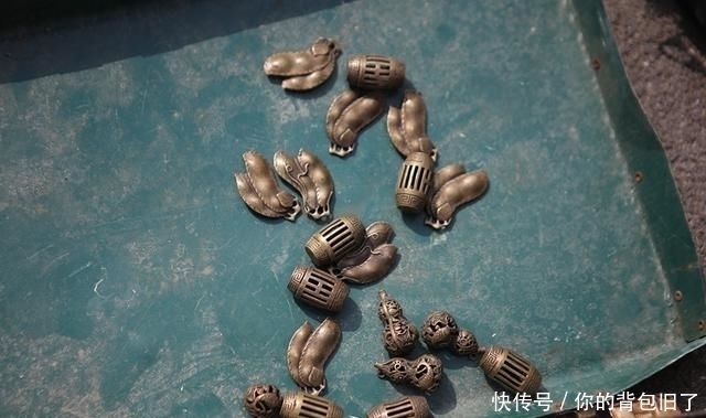 耗时|男子耗时21年从农村收集废品,足足装满30箱,如今价值翻涨