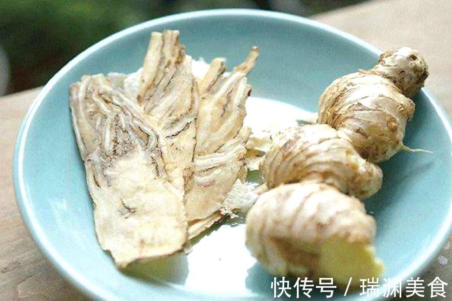 车前子|白术被誉为“补气健脾第一要药”,搭档不同药材治脾胃病可增效