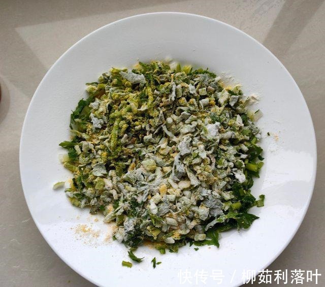 非常好吃|蒸茼蒿丸子，营养健康，非常好吃！