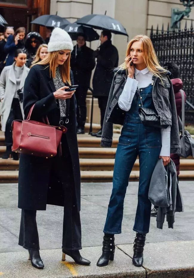 时尚 时尚品味真不错,黑色大衣配灰色卫衣休闲舒适,看上去极其的高级