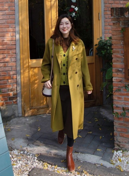 时髦 穿来穿去,还是“大衣”时髦耐看,保暖舒适又高级,适合成熟女性