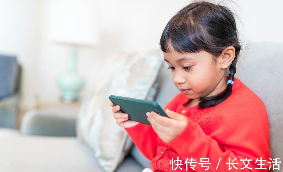 孩子们|这种行为最容易毁掉孩子, 比父母打骂和离婚更严重, 家长最好避免