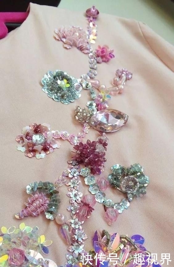  衣裤|旧衣裤都闲置了，不如用亮片来一场改造吧