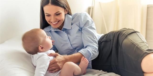 母乳|''一月睡、二月哭、三月攒肚'',老人的育儿顺口溜,是否科学?