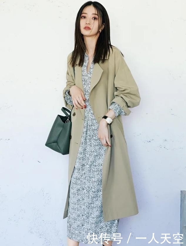 开春了，你的风衣准备好了吗？照着这样穿，时髦精就是你