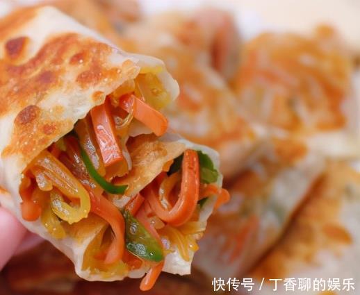 无需|无需揉面就可以做的懒人土豆丝卷饼,酥脆可口,我家孩子吃不够