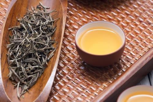 黄州!黄庭坚一包茶叶一首诗,暗示苏轼官场不宜久留