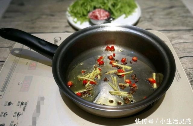 营养|夏天吃它正是时候,一次买5斤,营养比20个鸡蛋还高