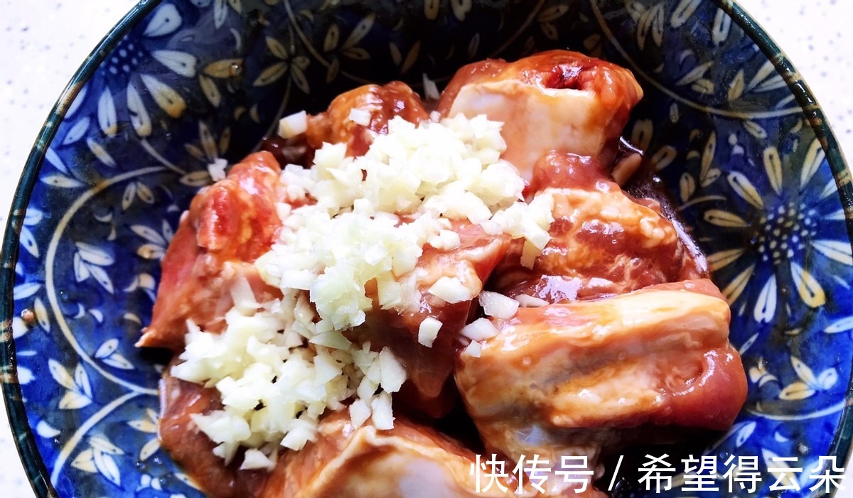 香菜|排骨别总炖,蒸一蒸,鲜香入味,没有油烟更健康,省时省力!