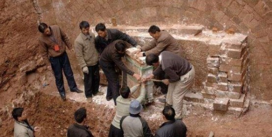 朱元璋儿子的陵墓被关顾,一个特殊情况,让盗墓贼们望而却步