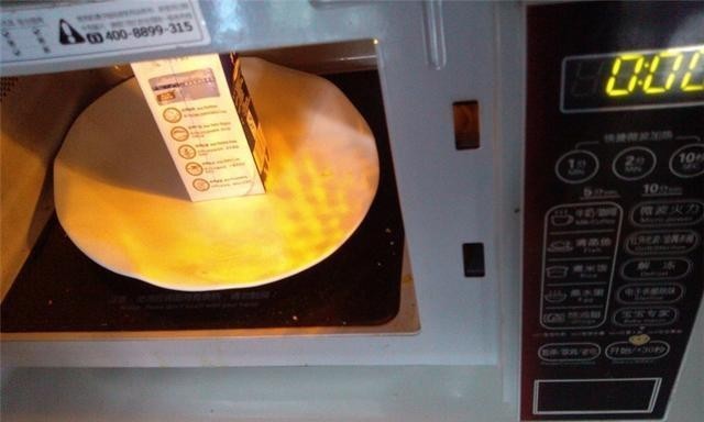 加热|盒装牛奶能用微波炉加热吗?劝你还是三思!