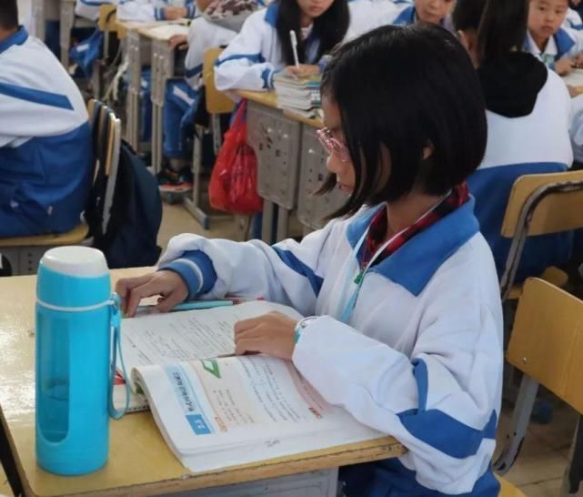 在普通学校当鸡头，还是去重点中学当凤尾，两者的区别不是一般大