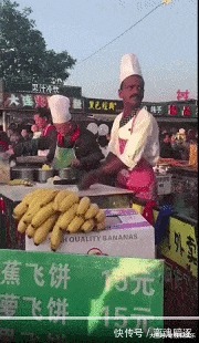 |搞笑GIF：妹子，身材果然不一般，这身衣服不是谁随便就能驾驭的！