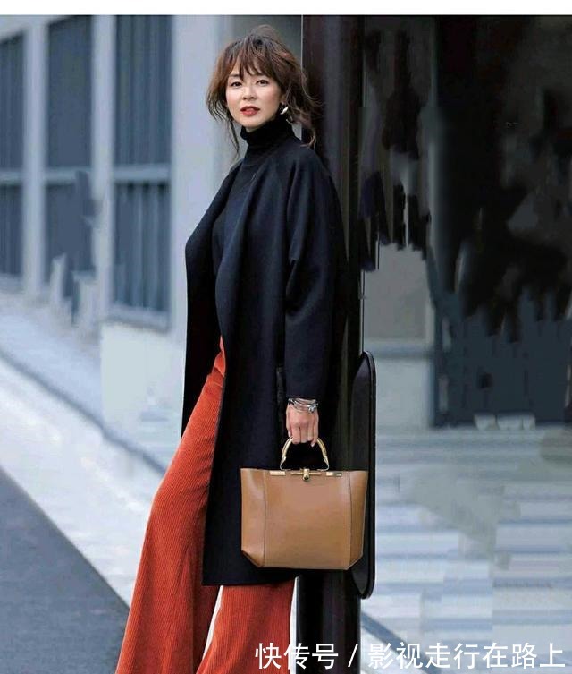 富冈佳子 这才是五十岁女人的穿搭教科书,优雅减龄不装嫩,照着穿也太美了!