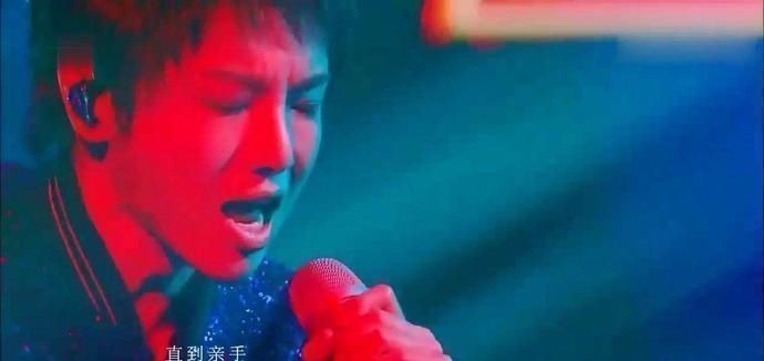 拋卻那些公式化的舞臺(tái)表現(xiàn),華晨宇的真實(shí)唱功到底什么水平