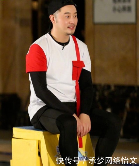 出镜 《奔跑吧兄弟》所有嘉宾都浓妆出镜,只有他一人素颜,太过自信了