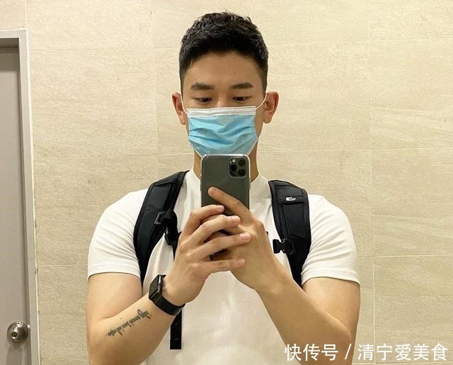 男生剪发型，少留“大背头”！这6款发型清爽潮流，更显阳光帅气