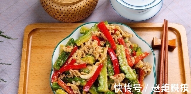 莲藕|秋天就要多吃4白3黄,少吃3绿,滋补润肺,去秋燥,顺利度过秋天