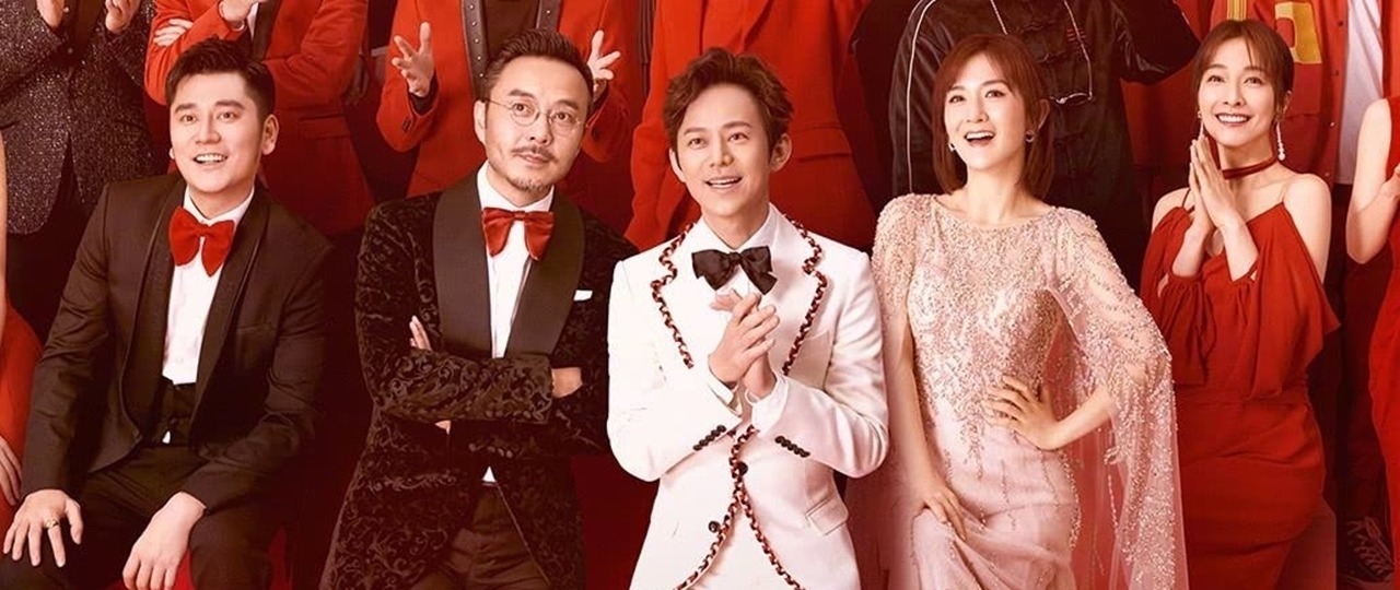 她是央视主持人,却嫁给了大自己20岁的老公,两人站一起就像父女