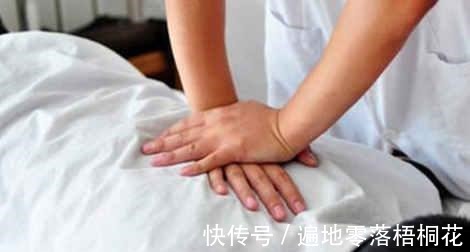膏药|腰突坐骨神经痛老中医推荐的妙方，在家就能做，治腰痛不求人
