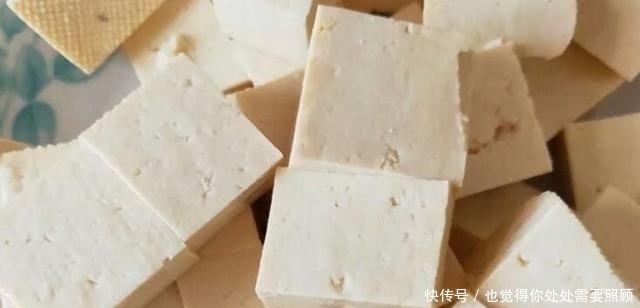 自制豆腐乳,配方简单发酵快,麻辣鲜香,一次做8罐,能吃一年