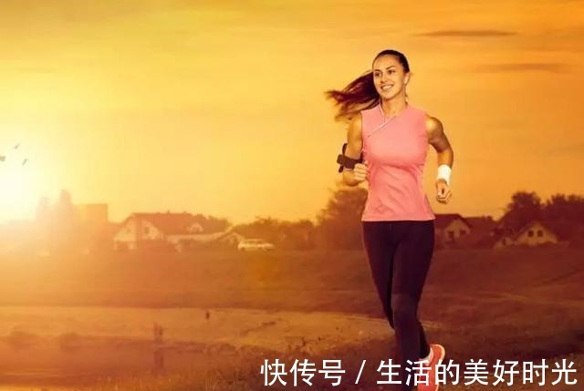 女生|坚持跑步的女生很少,如果你身边有这么一位,首先恭喜你,请珍惜!