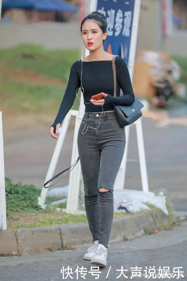 还在穿“T恤+短裤”牛仔裤显瘦又时髦,轻松穿出高级感!