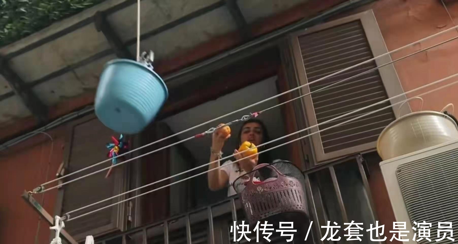 波里|挺矛盾的!那不勒斯是一座什么样的城市?