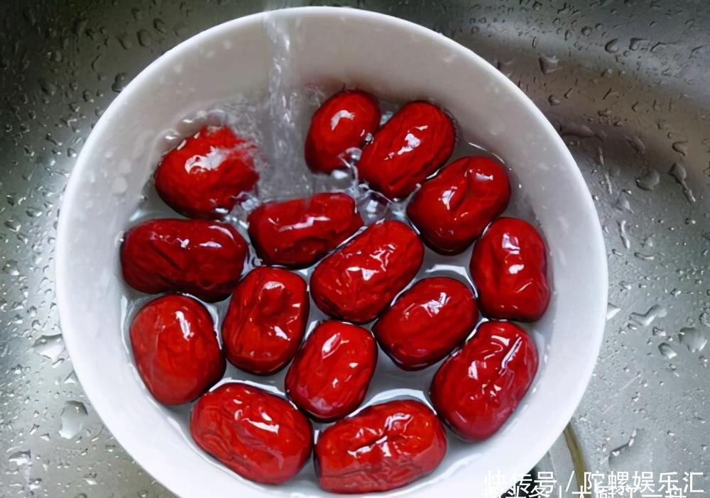 聪明人|红枣不要直接吃,聪明人都这样做,口感香甜醇厚,学不会可惜了