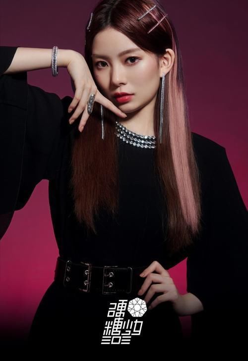 硬糖 硬糖少女队长将会是谁呼声最高的不是希林也不是赵粤,而是她