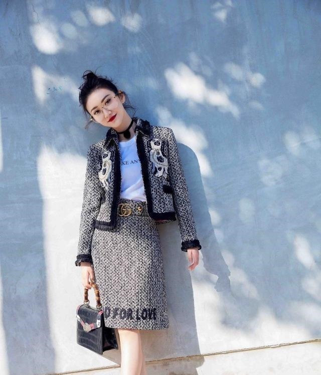 小裁 今年“小白鞋”已失宠了,开始流行这款“初恋鞋”,减龄时髦百搭!