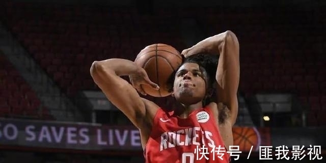 泰斯|2首轮换来15+12猛将！火箭交易又赚了！