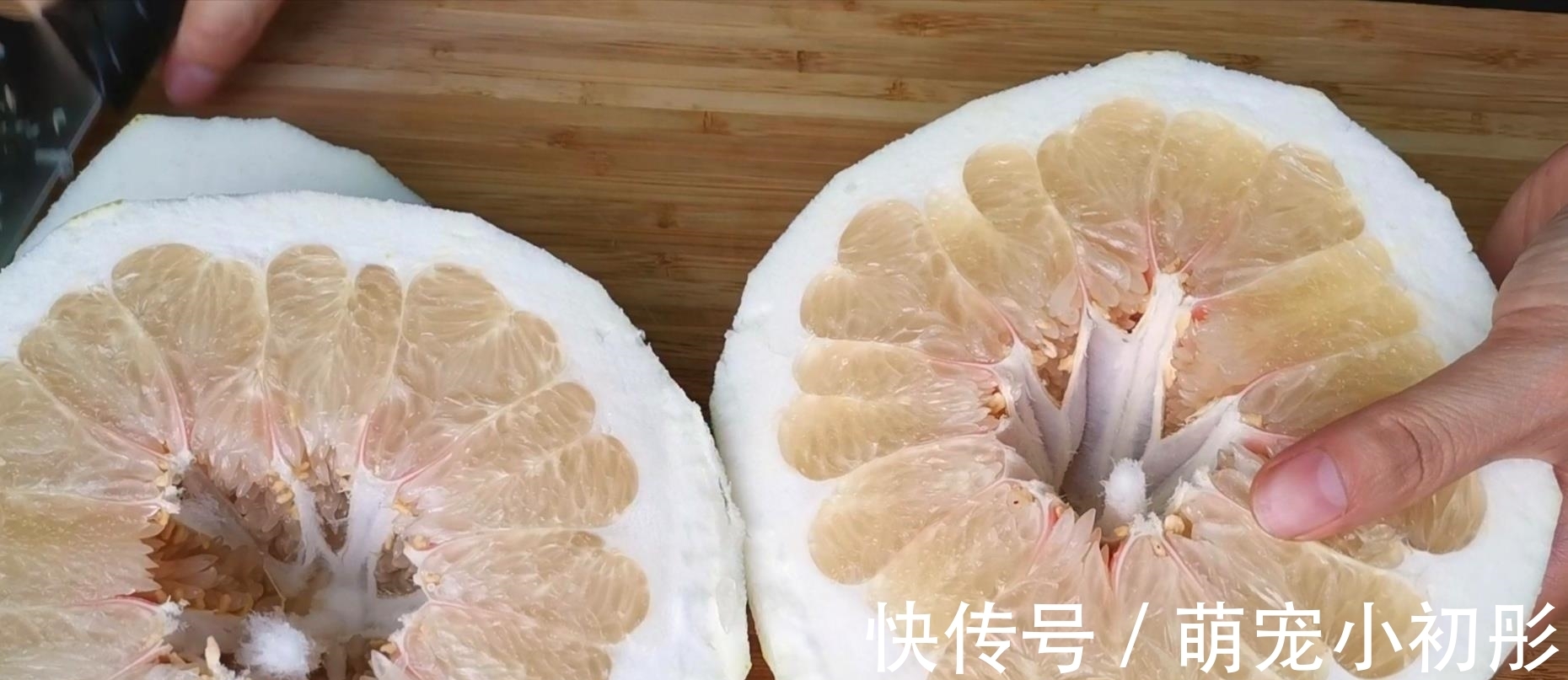 吃不完的柚子别扔，做成蜂蜜柚子茶太美味，酸甜可口，吃半年不坏