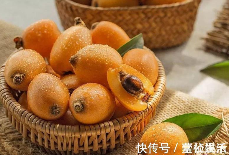 多汁|干咳的人多吃枇杷,买时别在意大小,记住4点,核小肉多汁水足