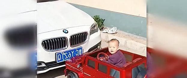 姐妹夫|自从舅舅得罪了外甥,他的宝马就遭到无情的报复,网友:亲外甥!