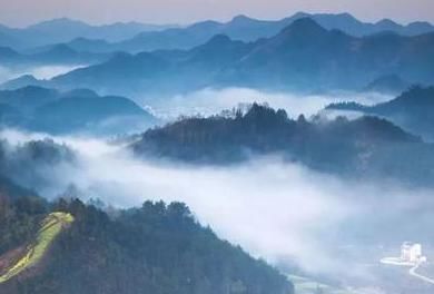 奇峰&袁枚的一首五律，前六句看似平淡，最后两句却如奇峰突起