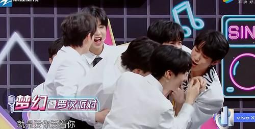 《王牌》也走到了末路，为了强捧少年团，不惜让张靓颖沦为陪衬